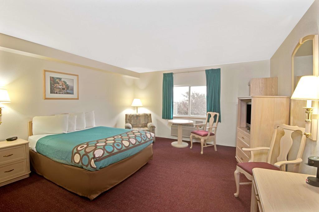 Quality Inn Albuquerque East I-40 Juan Tabo Exit Exterior photo