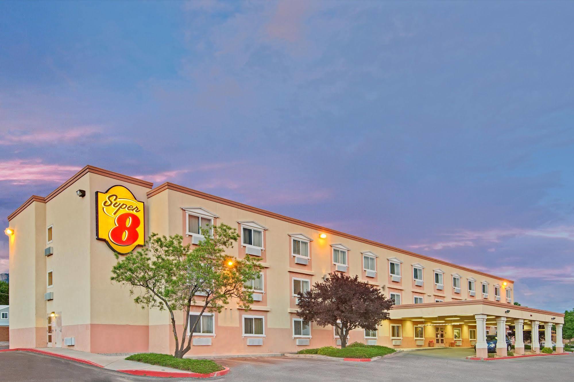 Quality Inn Albuquerque East I-40 Juan Tabo Exit Exterior photo